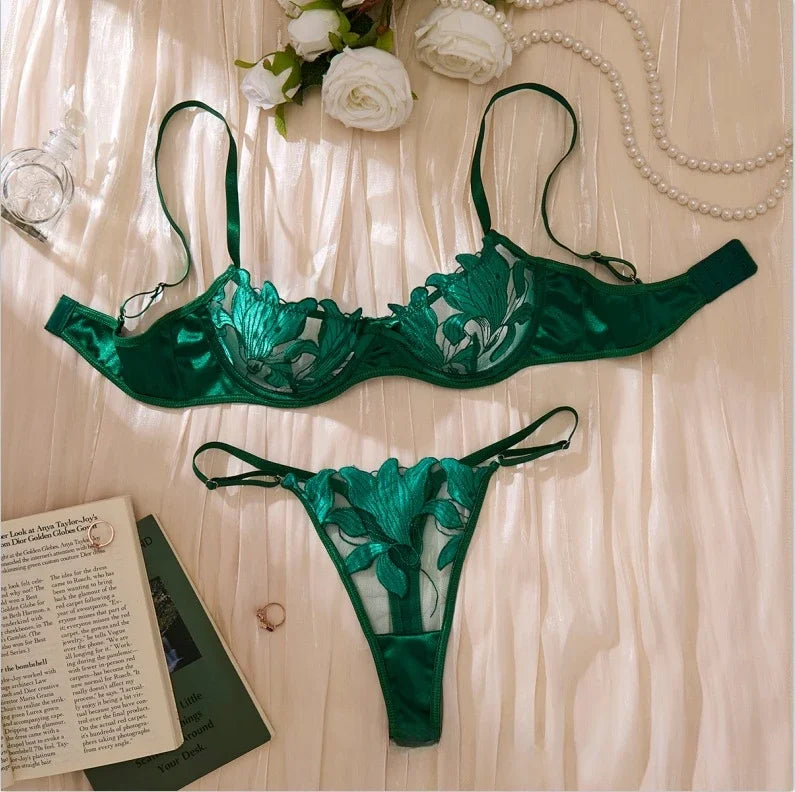 Exquisite Floral Lace Two-Piece Lingerie – Sexy Ultrathin Bra & Panty Set